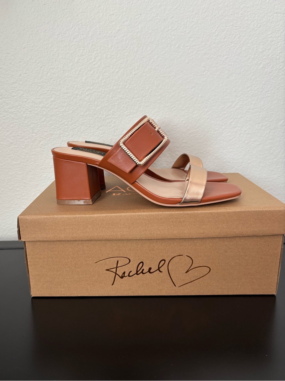 New RACHEL Rachel Roy Ravello Block Heels sz 6
